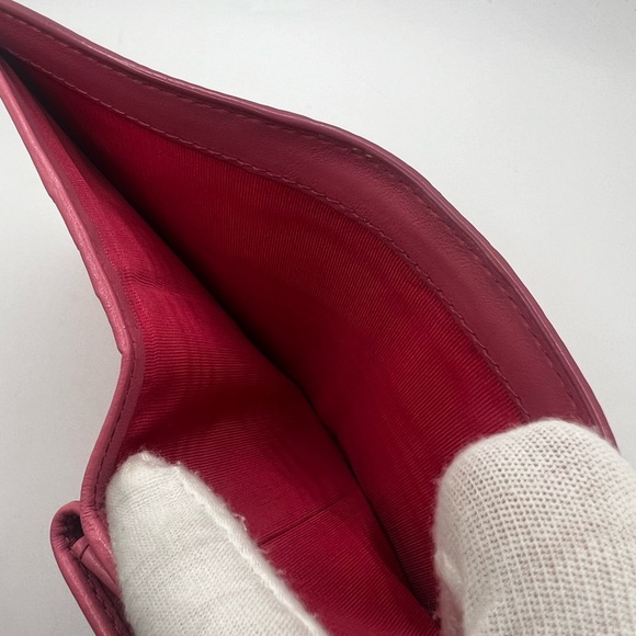 GUC Miu Miu Pink Bifold Wallet - Picture 7 of 7